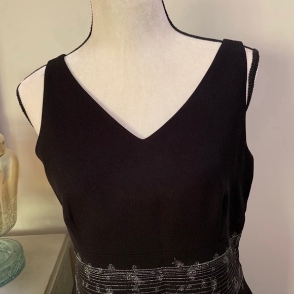 VINTAGE CASUAL CORNER BLACK EVENING DRESS SIZE 10 - Picture 6 of 14